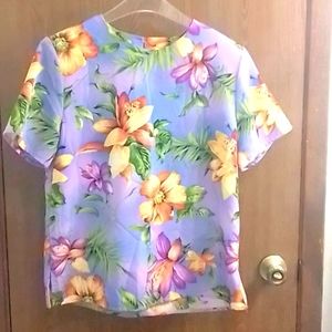 Sale! VGC Floral Maggie Sweet Top